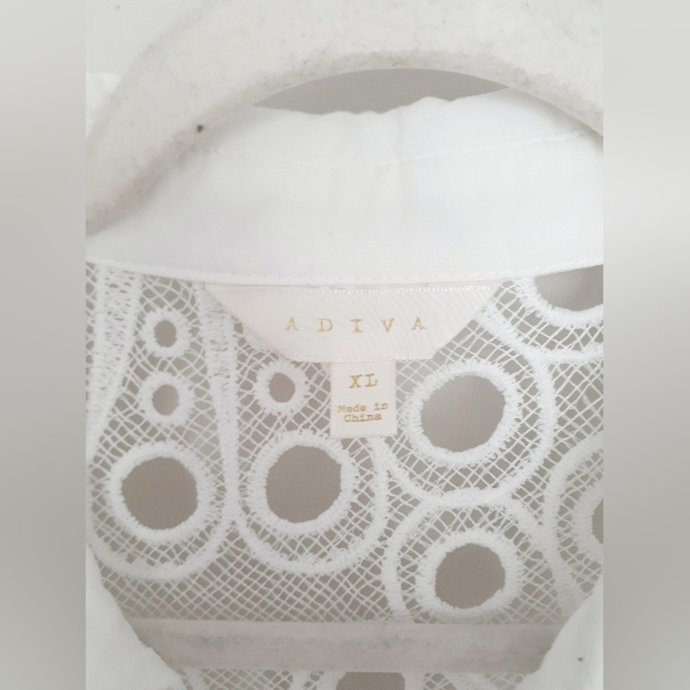 Adiva White Lace Button-Up Shirt - Picture 5 of 7